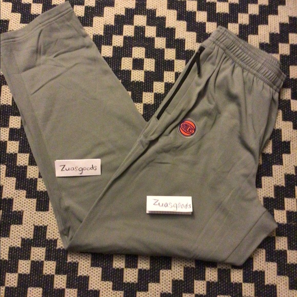 Nike NBA New York Knicks Basketaball Pants Joggers